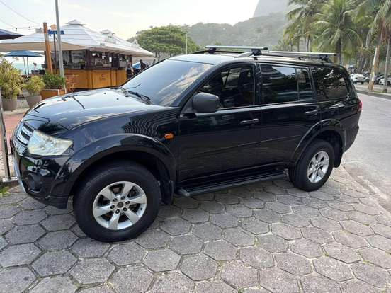 MITSUBISHI-PAJERO DAKAR-2014