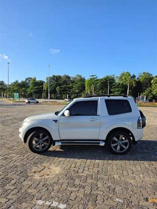 MITSUBISHI-PAJERO FULL-2015