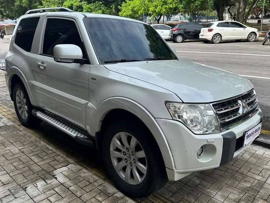 MITSUBISHI-PAJERO FULL-2012