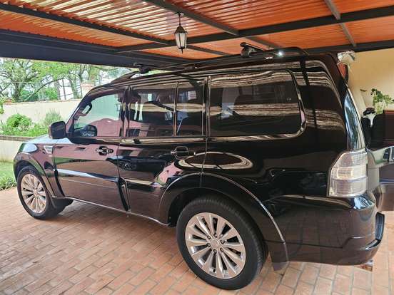 MITSUBISHI-PAJERO FULL-2015