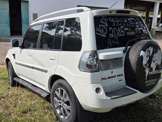 MITSUBISHI-PAJERO TR4-2.0 4X2 16V 140CV FLEX 4P AUTOMÁTICO MITSUBISHI-PAJERO TR4-2014