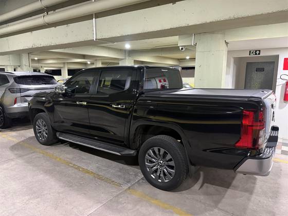 MITSUBISHI TRITON 2.4 BITURBO DIESEL CD HPE-S 4X4 AUTOMÁTICO