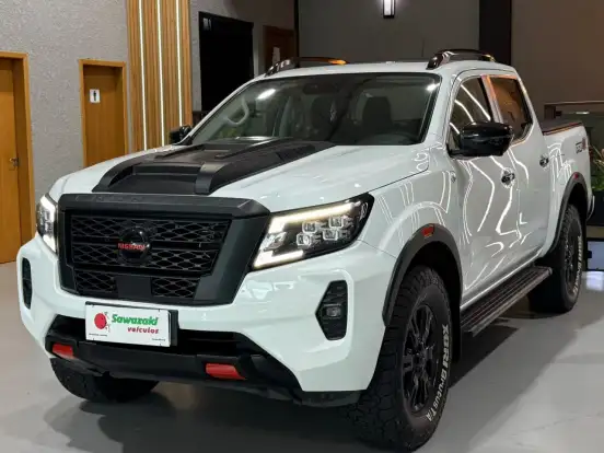 NISSAN-FRONTIER-2022