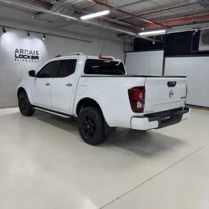 NISSAN-FRONTIER-2024