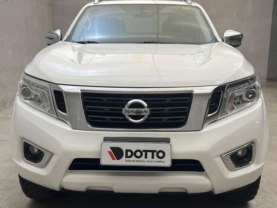 NISSAN-FRONTIER-2017