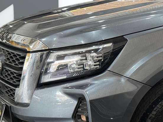 NISSAN-FRONTIER-2024