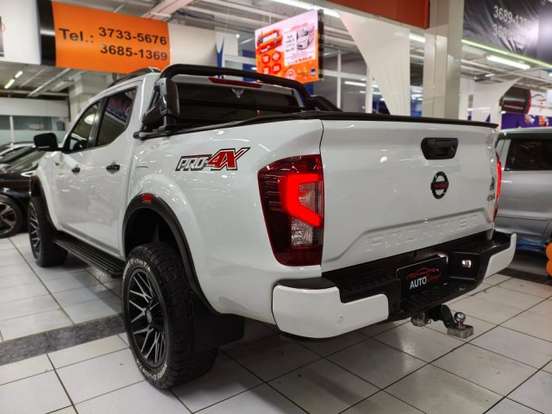 NISSAN-FRONTIER-2022