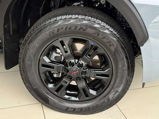 NISSAN-FRONTIER-2.3 16V TURBO DIESEL PRO4X CD 4X4 AUTOMÁTICO NISSAN-FRONTIER-2023