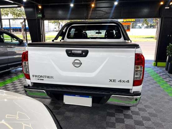 NISSAN-FRONTIER-2019