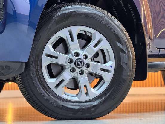 NISSAN-FRONTIER-2024