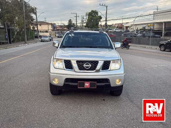 NISSAN-FRONTIER-2011