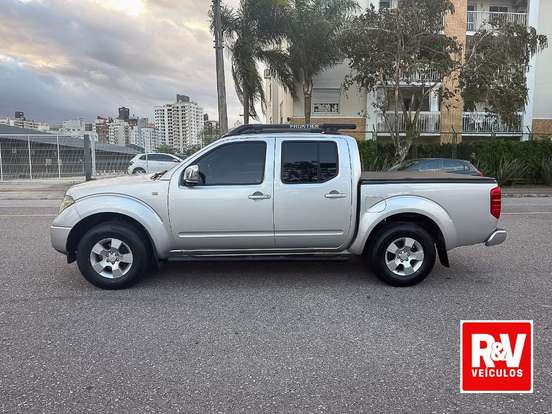 NISSAN-FRONTIER-2.5 LE 4X4 CD TURBO ELETRONIC DIESEL 4P AUTOMÁTICO NISSAN-FRONTIER-2011