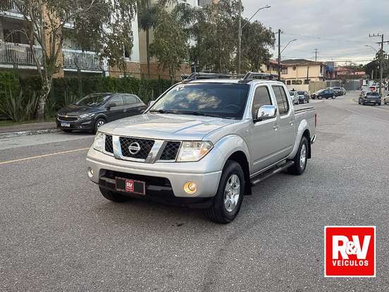 NISSAN-FRONTIER-2011