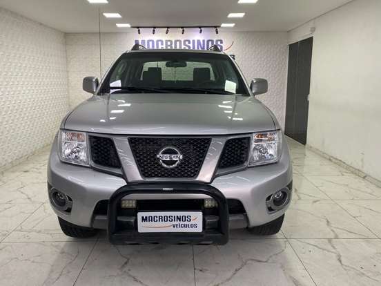 NISSAN-FRONTIER-2015