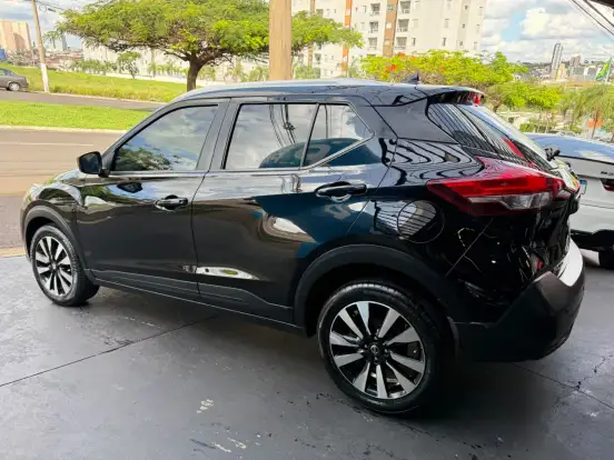 NISSAN-KICKS-2018