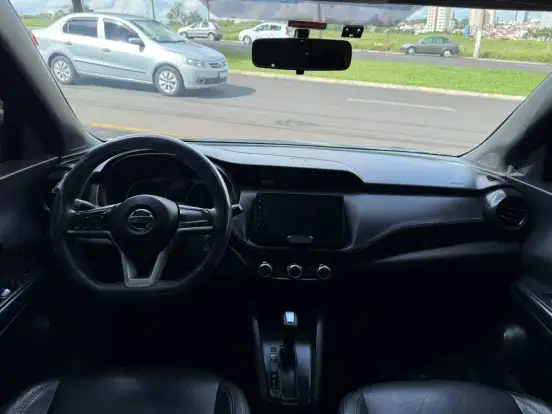 NISSAN-KICKS-2018