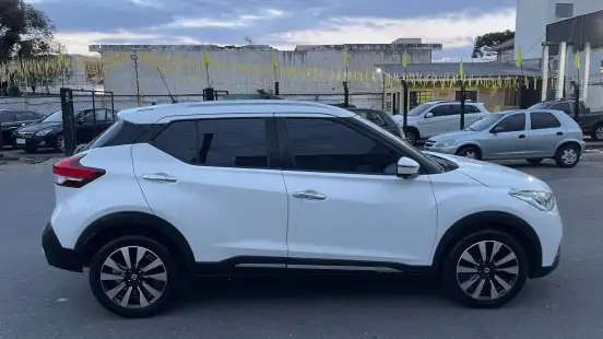 NISSAN-KICKS-2017