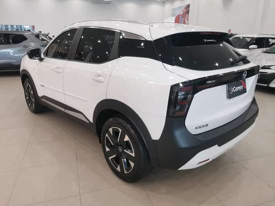 NISSAN-KICKS-2025