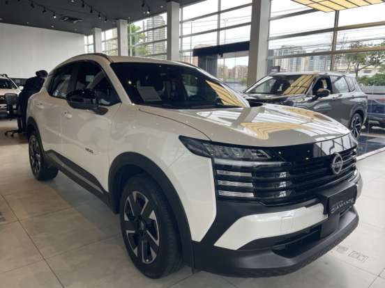 NISSAN-KICKS-2025