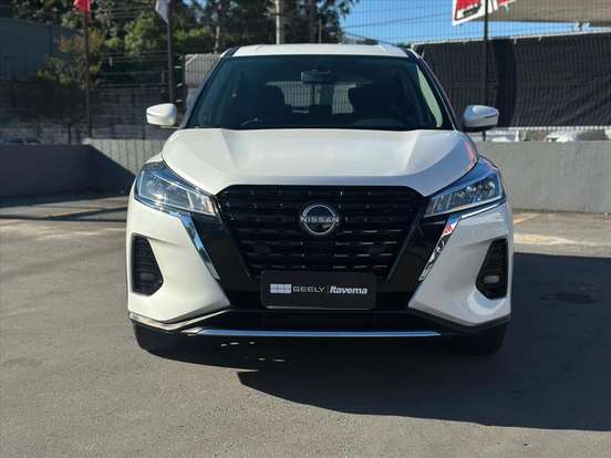 NISSAN-KICKS-2023