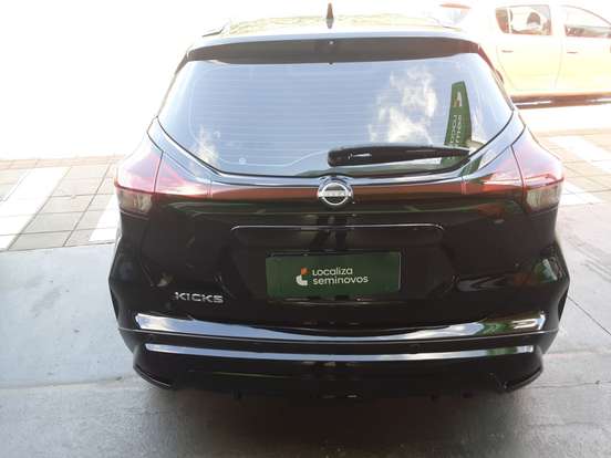NISSAN-KICKS-2024