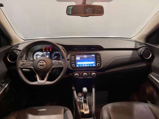 NISSAN-KICKS-2023