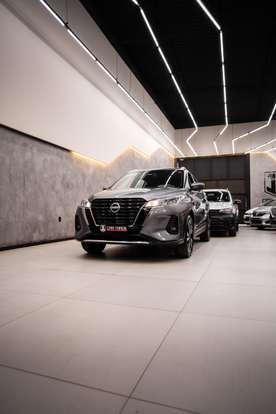 NISSAN-KICKS-2023