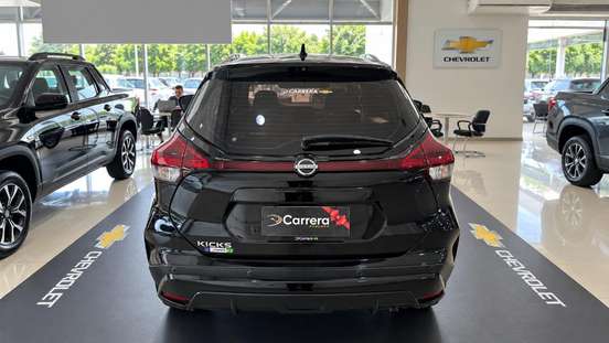 NISSAN-KICKS-2022
