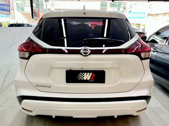 NISSAN-KICKS-2022