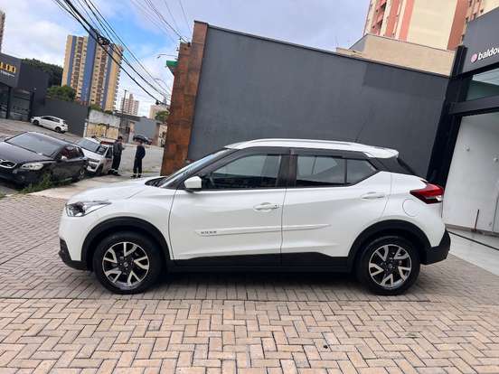 NISSAN-KICKS-2017