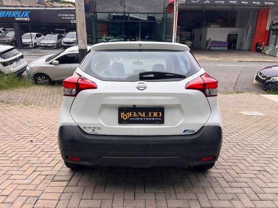NISSAN-KICKS-2017