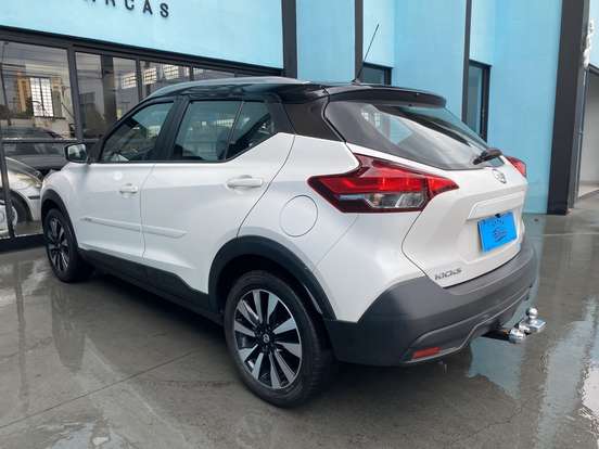 NISSAN-KICKS-2017