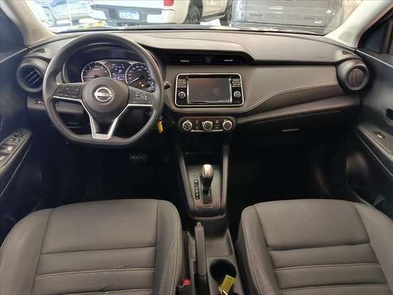NISSAN-KICKS-2023