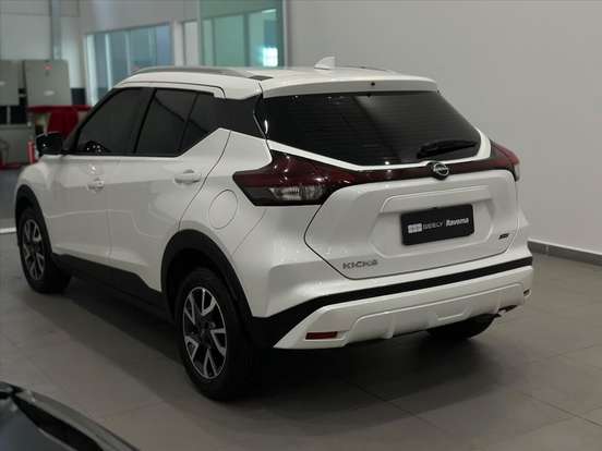 NISSAN-KICKS-2024