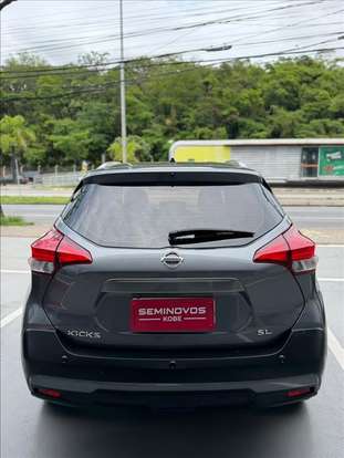 NISSAN-KICKS-2016