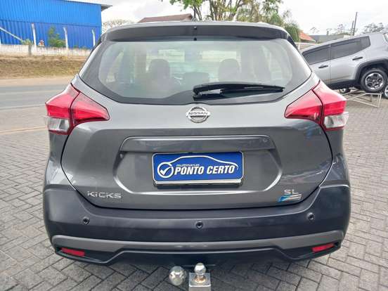 NISSAN-KICKS-2018