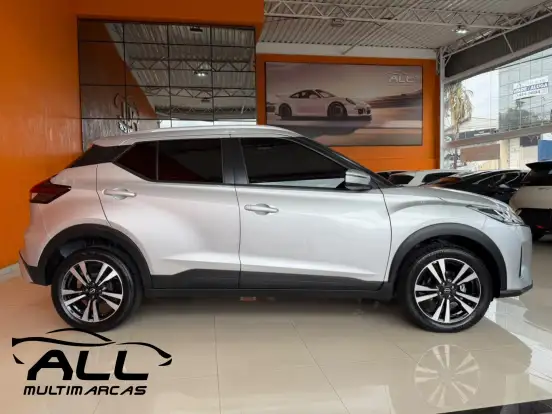 NISSAN-KICKS PLAY-2025