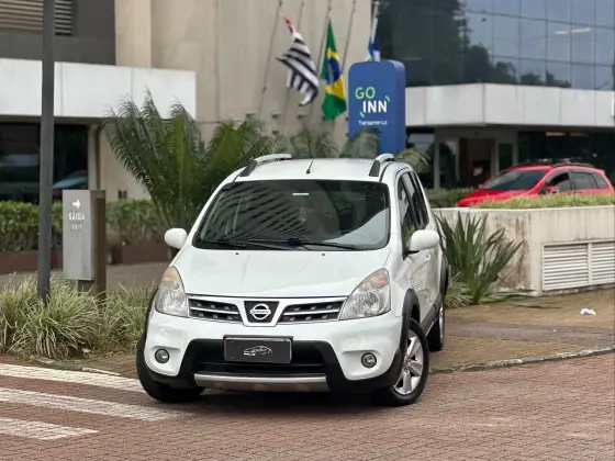 NISSAN LIVINA 1.8 SL X-GEAR 16V FLEX 4P AUTOMÁTICO