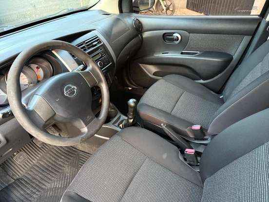 NISSAN-LIVINA-1.6 S 16V FLEX 4P MANUAL NISSAN-LIVINA-2013