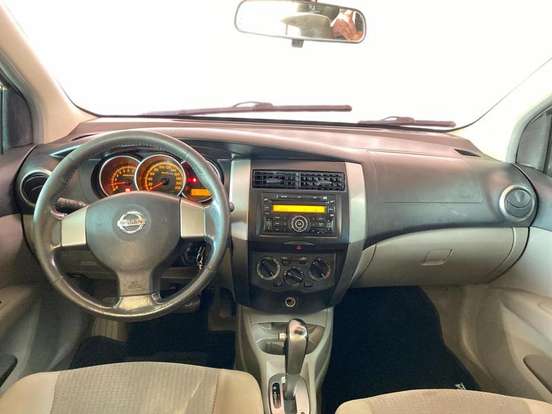 NISSAN-LIVINA-1.8 16V FLEX 4P AUTOMÁTICO NISSAN-LIVINA-2009