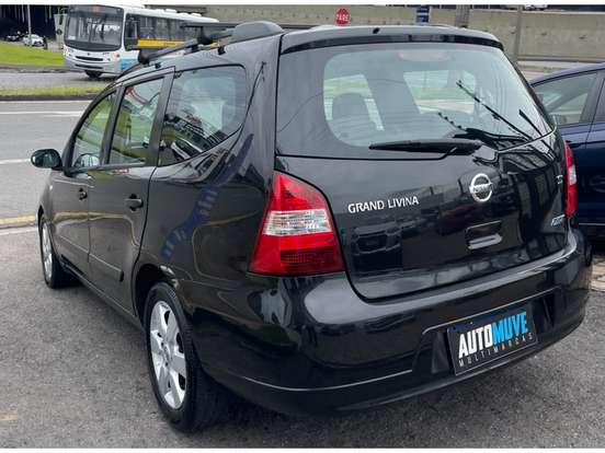 NISSAN-LIVINA-1.8 S 16V FLEX 4P AUTOMÁTICO NISSAN-LIVINA-2011