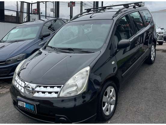 NISSAN-LIVINA-2011