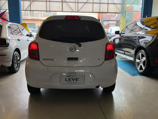 NISSAN-MARCH-2017