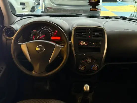 NISSAN-MARCH-2017