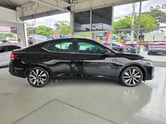 NISSAN-SENTRA-2024