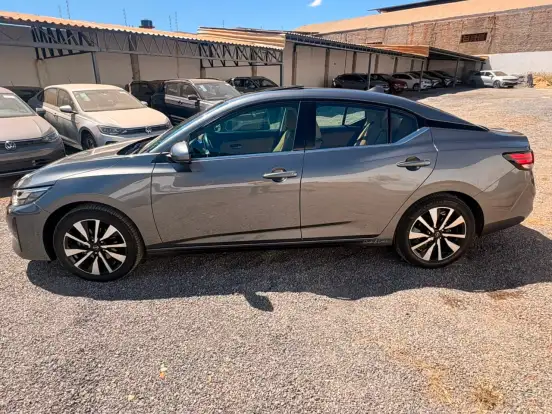 NISSAN-SENTRA-2024