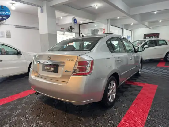 NISSAN-SENTRA-2.0 SL 16V FLEX 4P AUTOMÁTICO NISSAN-SENTRA-2010