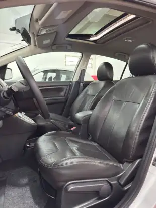 NISSAN-SENTRA-2010