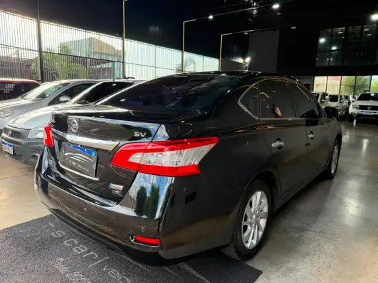 NISSAN-SENTRA-2014
