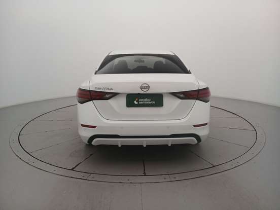 NISSAN-SENTRA-2024